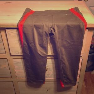 Workout capris